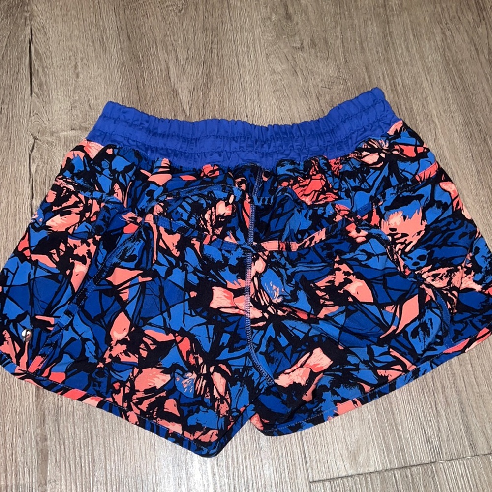 Patterned lululemon shorts